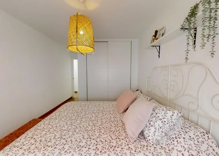 Amazing Center Apartment With 2 Rooms